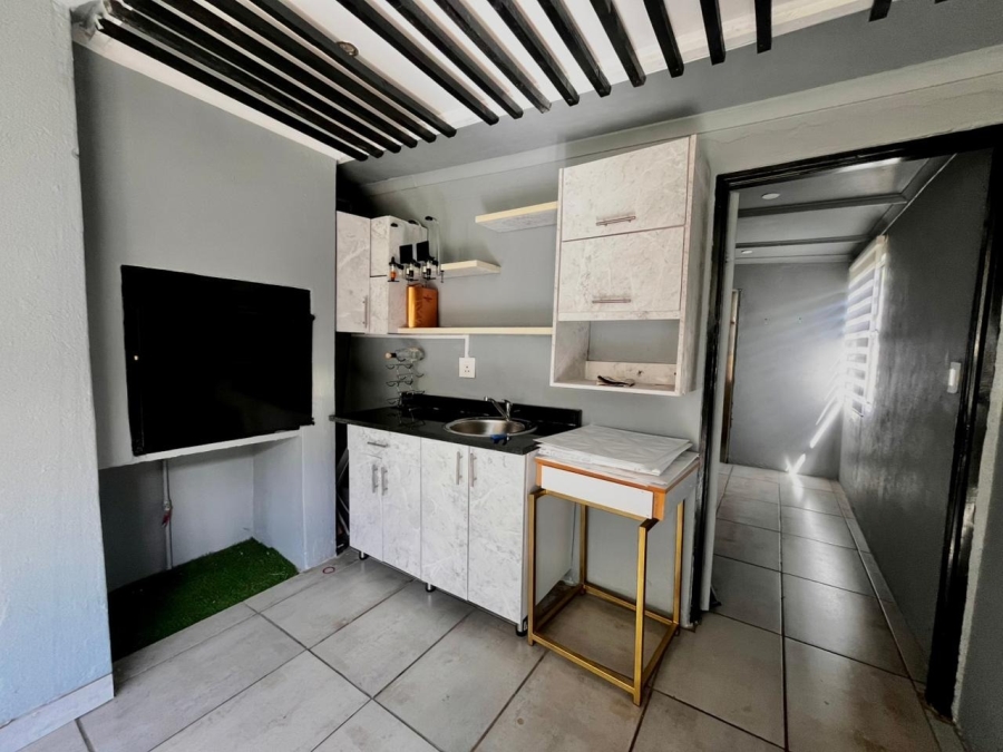 4 Bedroom Property for Sale in Donkerhoek A H North West